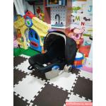 คาร์ซีท Combi รุ่น Prim baby แบบกระเช้าสำหรับเด็กแรกเกิด