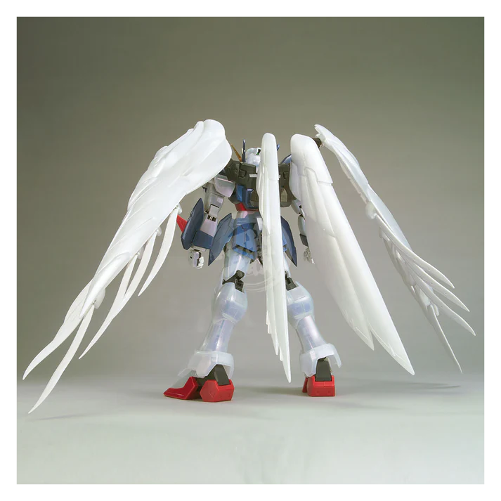 PG Wing Gundam Zero Custom [Pearl Mirror Coating Ver.]