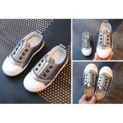 shoe1142 รองเท้าสีเทา