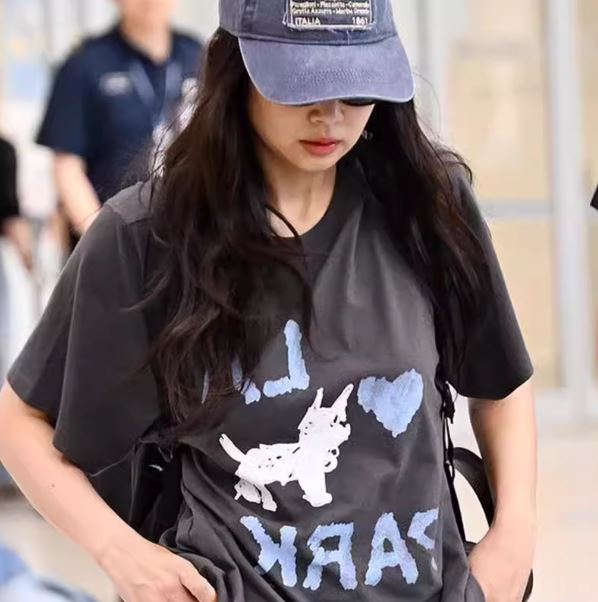 เสื้อยืดตามแบบ IU กับ JENNIE ใส่