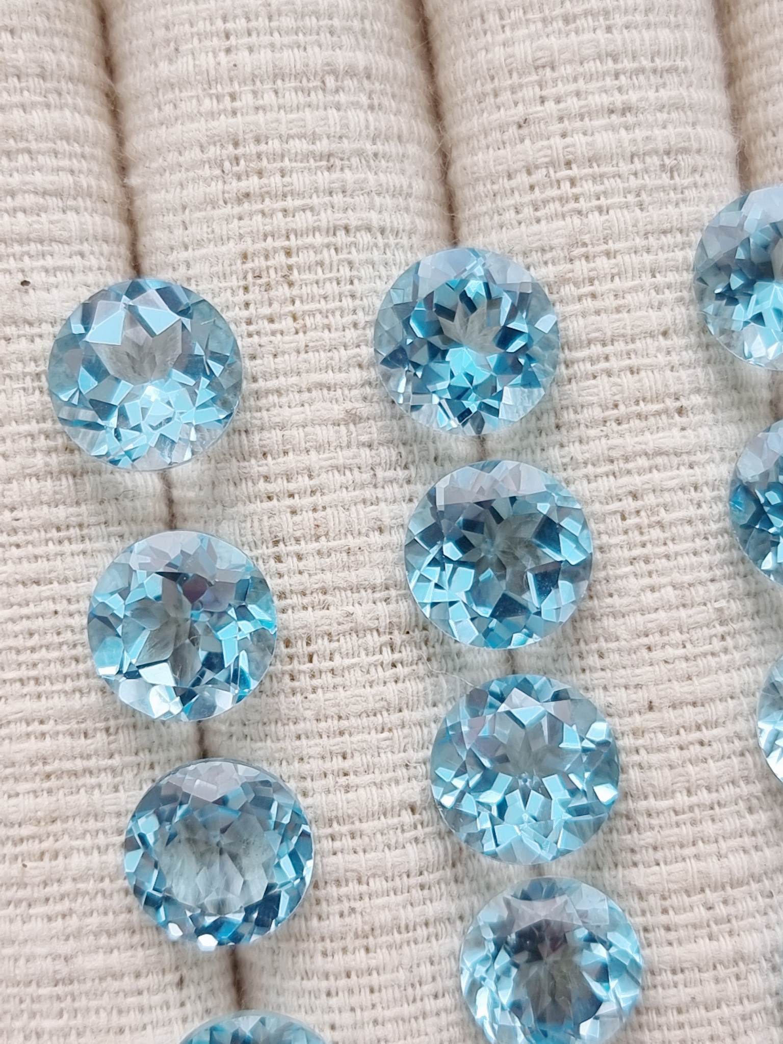 สกายบลูโทปาสกลม 9.0 มม. 1 เม็ด