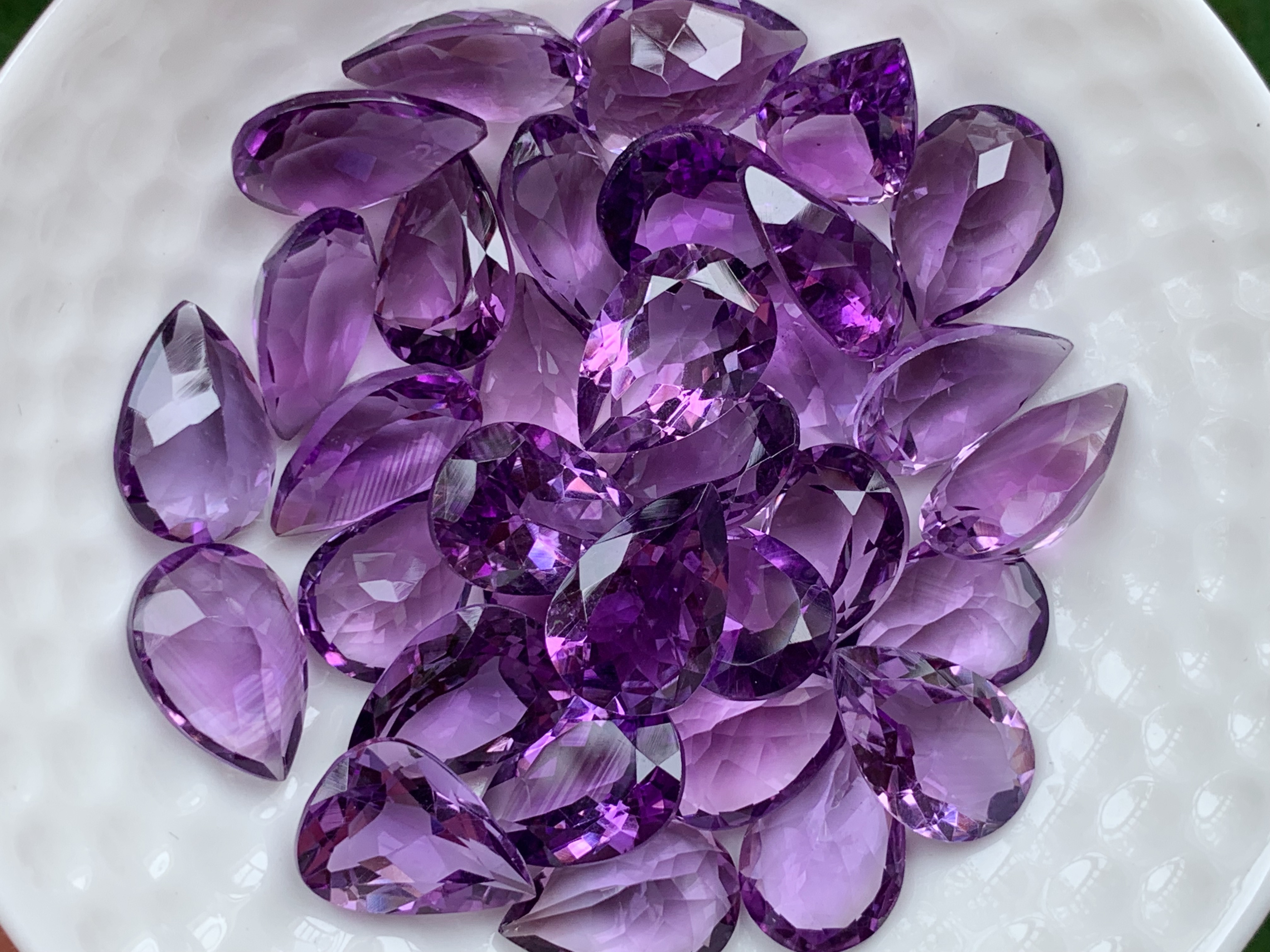 อเมทิสหยดน้ำ 13X9 มม. 1 เม็ด