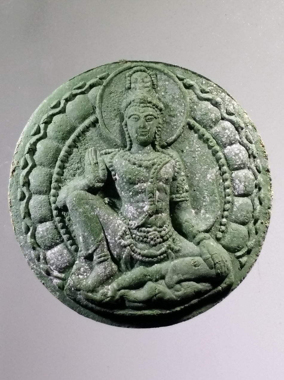 รหัสสินค้า จตุคามรามเทพ 754 พระเทวราชโพธิสัตว์จตุคามรามเทพ รุ่นโคตรเศรษฐีเงินไหล เนื้อว่านเขียว พิธีมหาเทวาภิเษก ศาลหลักเมืองจังหวัดนครศรีธรรมราช