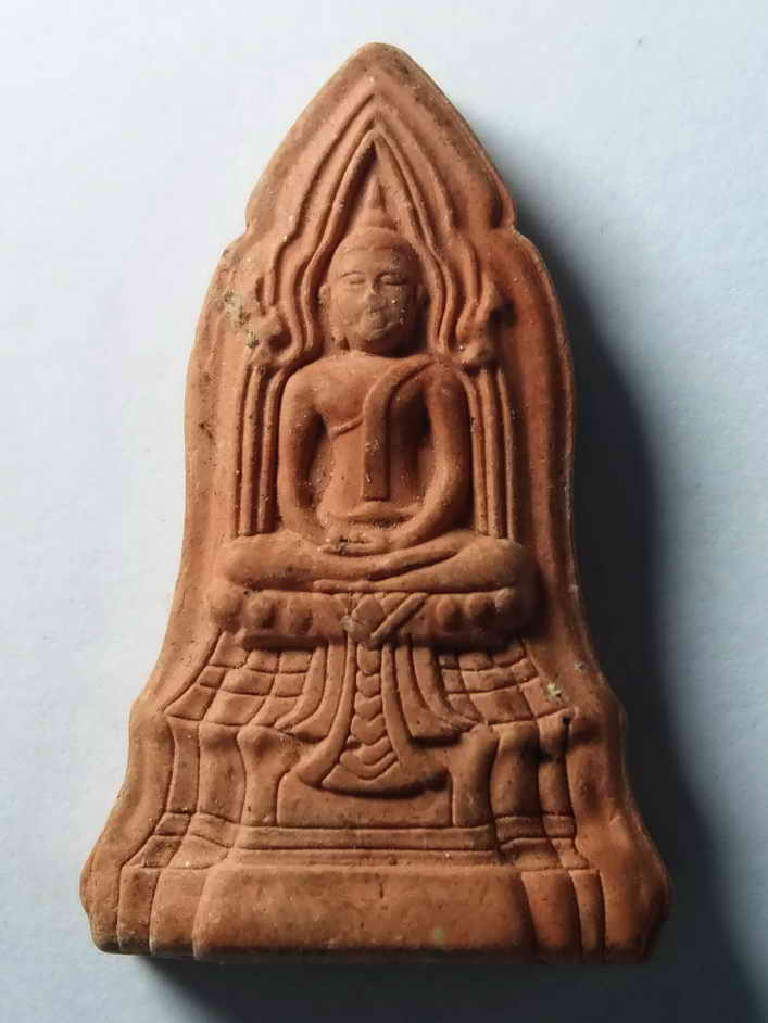 รหัสสินค้า พระเนื้อดิน เนื้อผง เนื้อว่าน 418 พระโคนสมอเนื้อผง วัดชำสมอ อำเภอแกลง จังหวัดระยอง สร้างปี 2560 ที่ระลึกในงานผูกพัทธสีมา