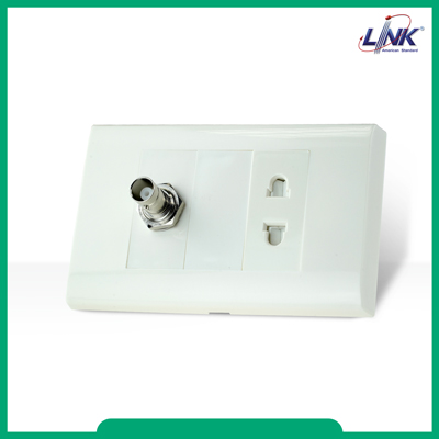 UC-1011 SMART CCTV BNC OUTLET w/2P Socket เต้ารับ CCTV มีปลั๊กไฟในตัว
