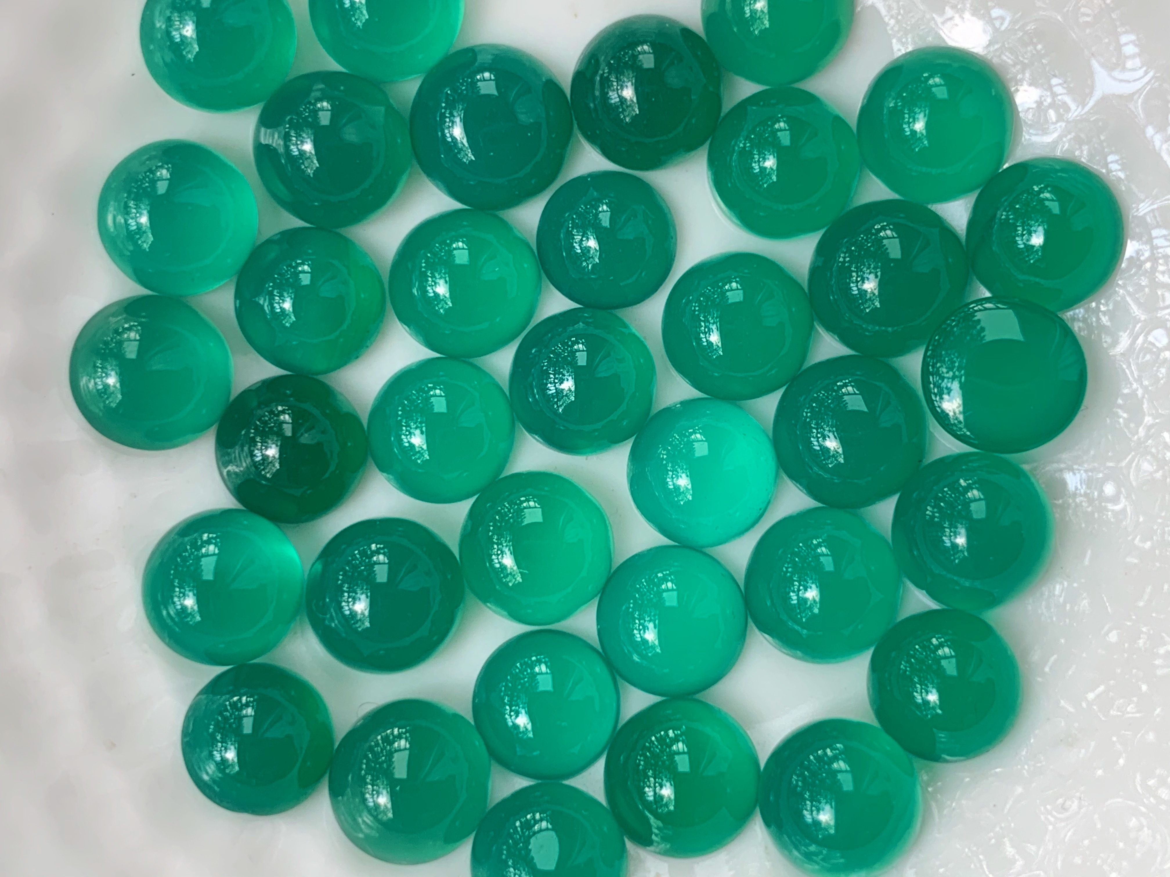 โมรากลมหลังเบี้ย 7 มม. 20 กะรัต