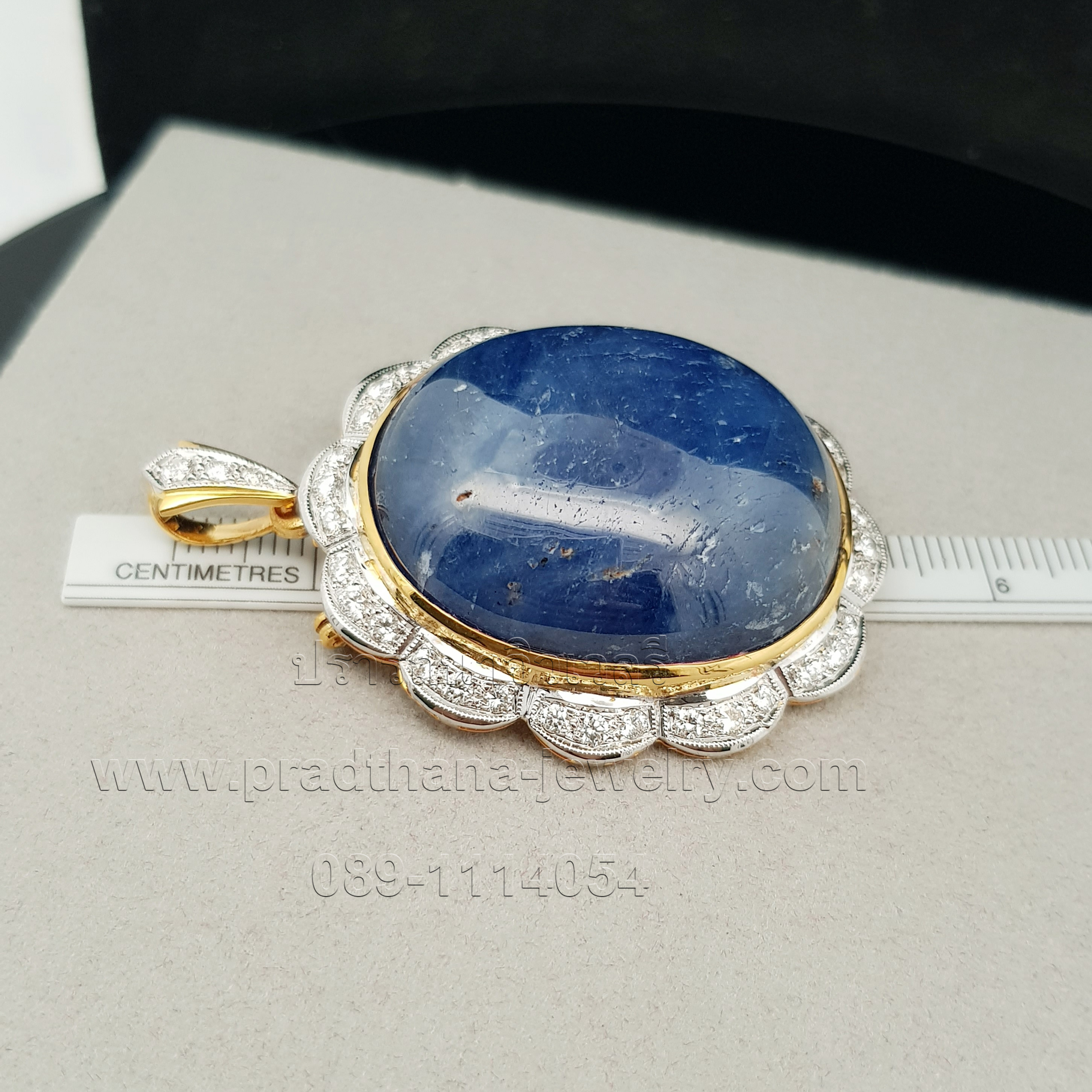 จี้เข็มกลัดไพลินนิหล่าประดับเพชร