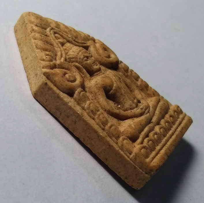 รหัสสินค้า พระเนื้อดิน เนื้อผง เนื้อว่าน 038 พระผงขุนแผน วัดหนองในดง