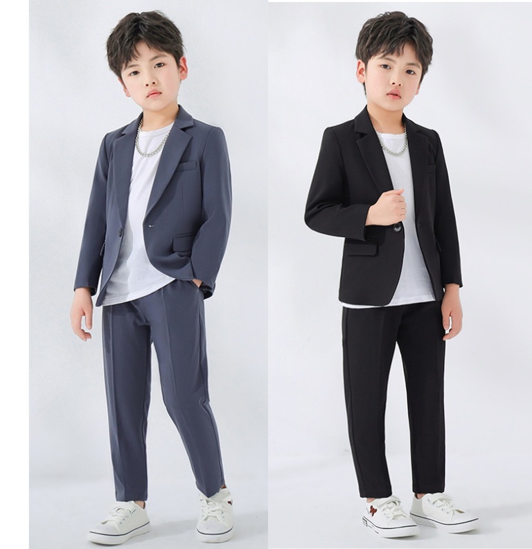 Bset0151- ชุดออกงานเด็กชายสีเทา 4ชิ้น มี เสื้อสูท+เสื้อยืดแขนยาวสีขาว+กางเกง ชุดจีนเด็กชายดูเก๋เท่ห์มีสไตล์ ทรงสวยเรียบหรูดูสุขุม เนื้อผ้าสวยใส่สบาย ขนาดชุด +ดูเพิ่ม ในรายละเอียด