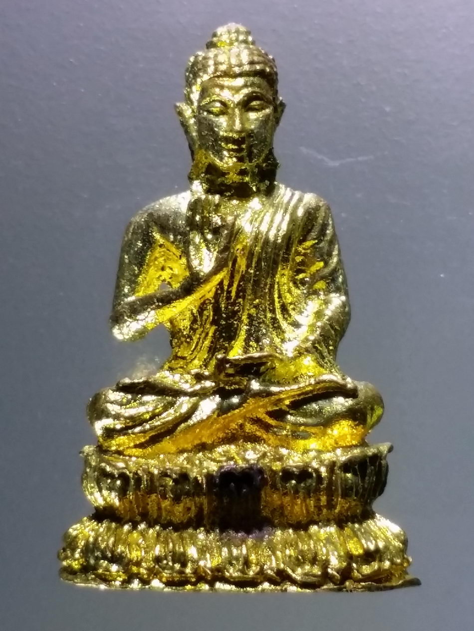 Antig Pim 335 รูปหล่อเนื้อทองทิพย์ พระพุทธประทานพร ไม่ทราบที่