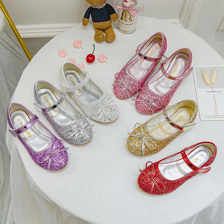 Shoe1526- พร้อมส่งจากไทย รองเท้าคัชชูเด็กเล็ก-ถึงเด็กโต ส้นแบน ติดกลิตเตอร์แน่น ใส่สบาย สวยได้ทุกงาน (ความยาววัดจากพื้นภายใน ให้ใช้ความยาวเท้า +0.5cm.แล้วแลือก)