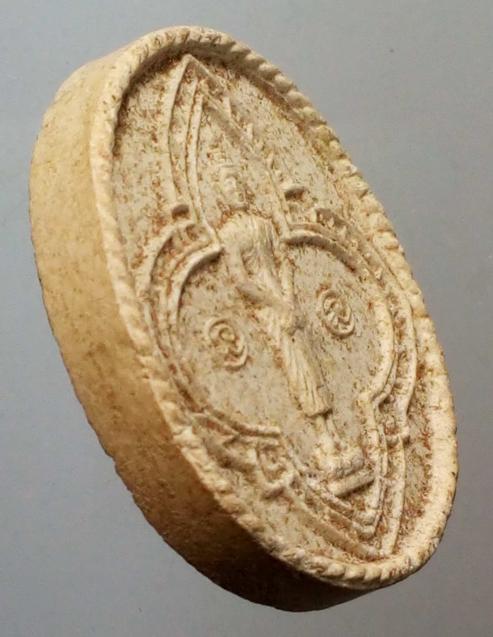 รหัสสินค้า พระไม่ทราบที่ 207 พระพุทธประจำวันอาทิตย์เนื้อผง หลังยันต์ ไม่ทราบที่