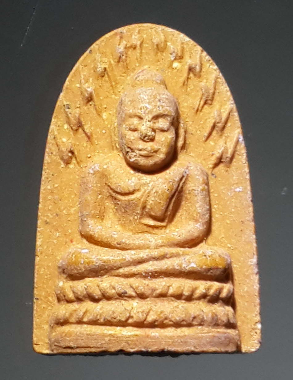 รหัสสินค้า พระเนื้อดิน เนื้อผง เนื้อว่าน 1164 พระรอดละโว้ เนื้อผง วัดกำแพง จังหวัดลพบุรี
