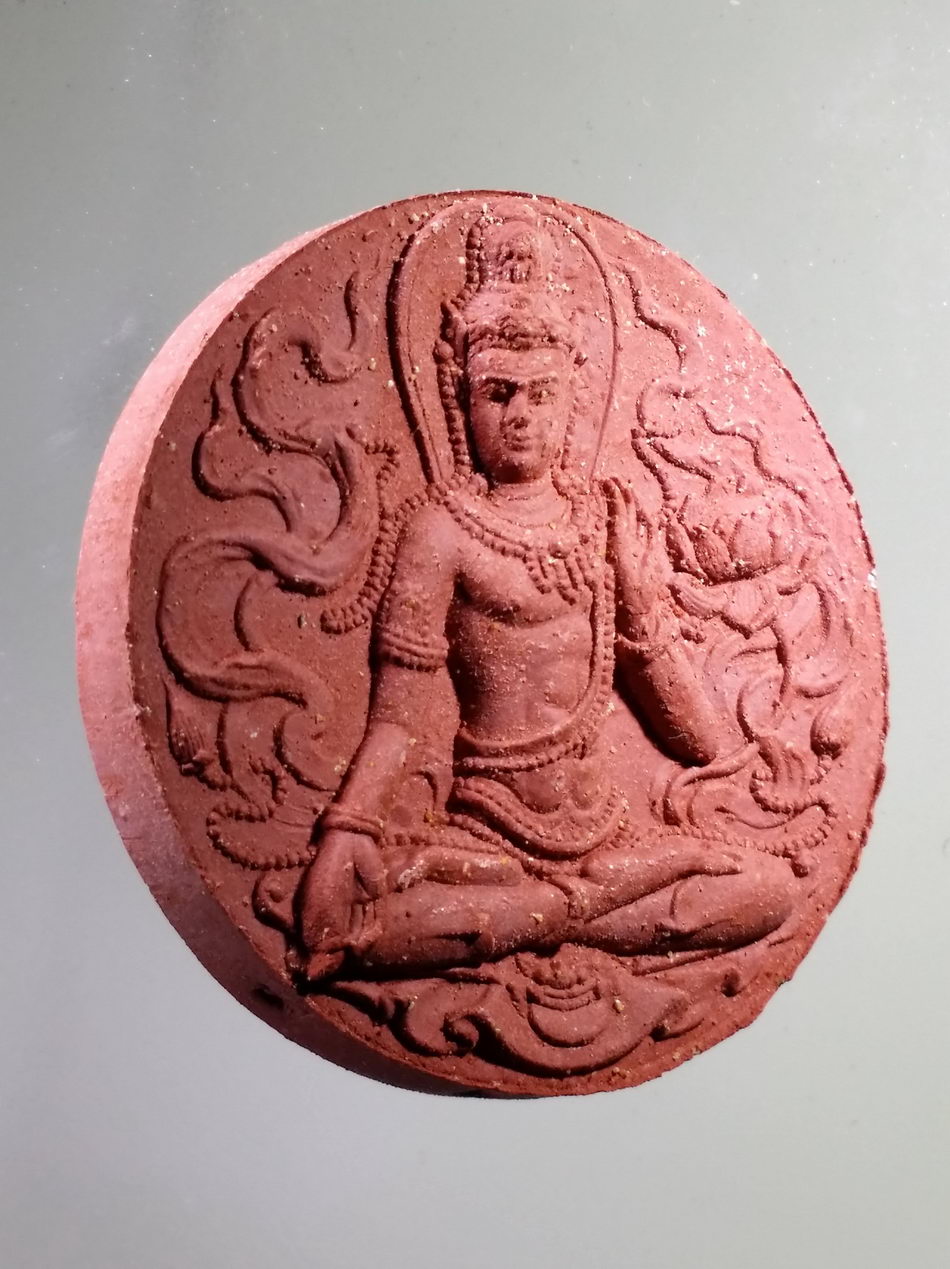 รหัสสินค้า จตุคามรามเทพ 965 พระเทวราชโพธิสัตว์จตุคามรามเทพ รุ่นมหาจักรพรรดิศรีวิชัยสุวรรณภูมิ เนื้อมหาว่าน 108 หมายเลข ๖๗๔๖