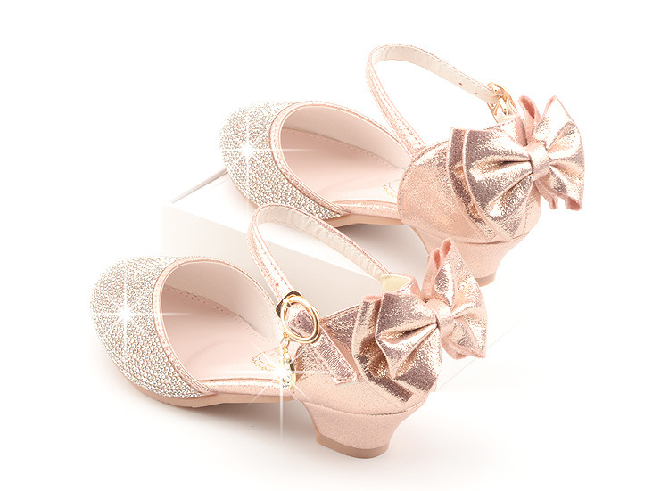 Shoe1426- รองเท้าคัชชูเด็กเล็ก รองเท้าคัชชูเด็กโต ติดเพขร โบว์ (ความยาววัดจากพื้นภายใน ให้ใช้ความยาวเท้า +0.5/เท้าอูม +1.0 cm.แล้วแลือก)