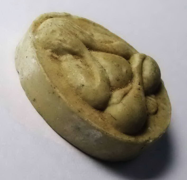 รหัสสินค้า พระปิดตา ทั่วไป 011 พระปิดตาเนื้อผง ผสมเถ้าอังคาร หลวงปู่หน่าย วัดบ้านแจ้ง ออกวัดพฤกษะวัน จังหวัดพิจิตร สร้างปี 2537 หลวงพ่อคูณ ร่วมปลุกเสก พระรายการนี้ให้เช่าบูชาแล้ว