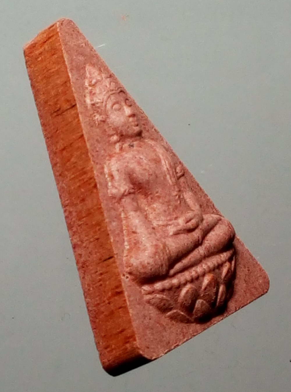 รหัสสินค้า กรุงเทพ 018 พระนางพญา สก.เนื้อผง สภาผู้แทนราษฎรจัดสร้างปี 2547