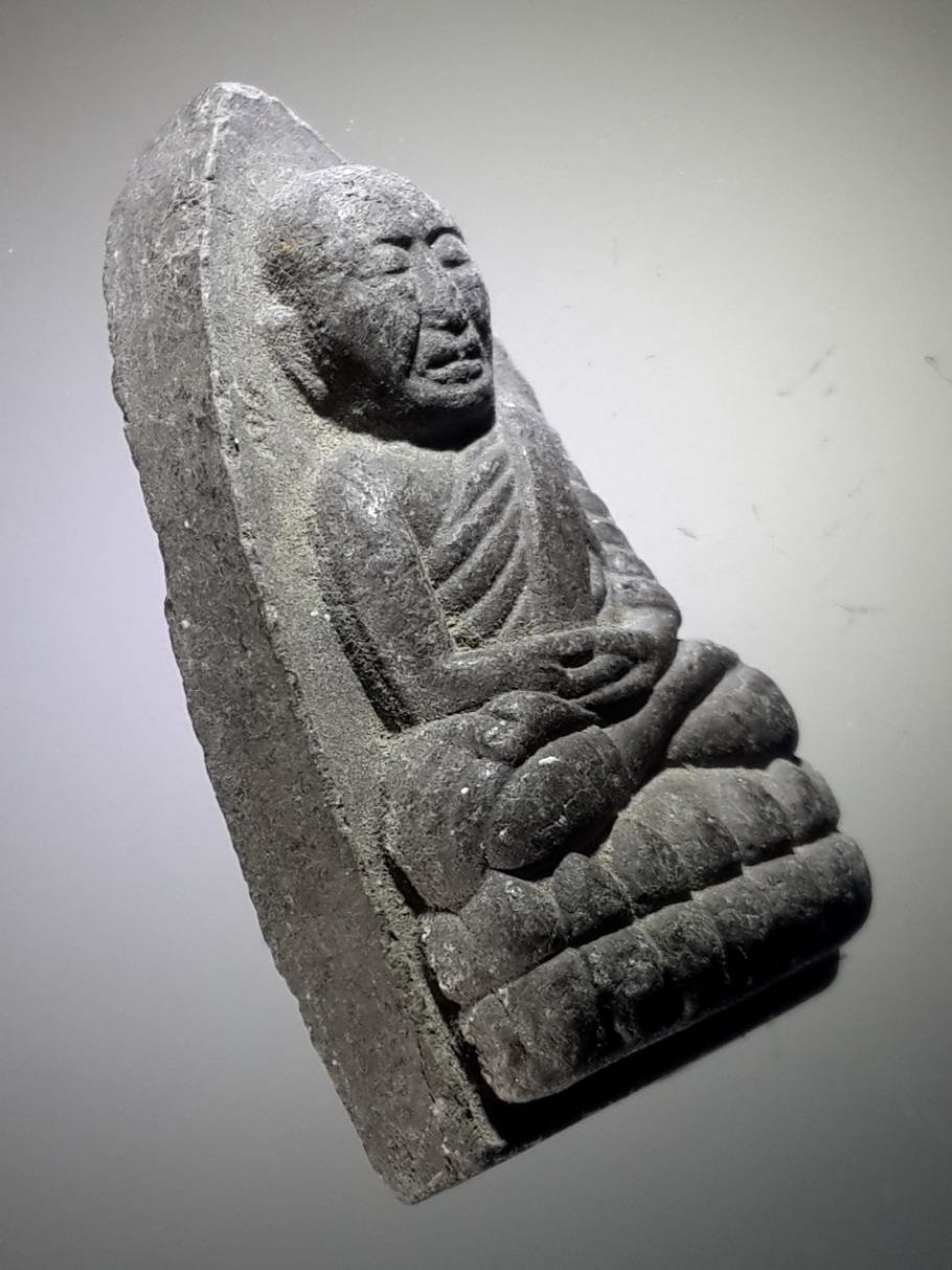 รหัสสินค้า หลวงปู่ทวด วัดต่างๆ 363 หลวงปู่ทวด หลังยันต์นะ ล้อมโลก ไม่ทราบวัด พระรายการนี้ให้เช่าบูชาแล้ว