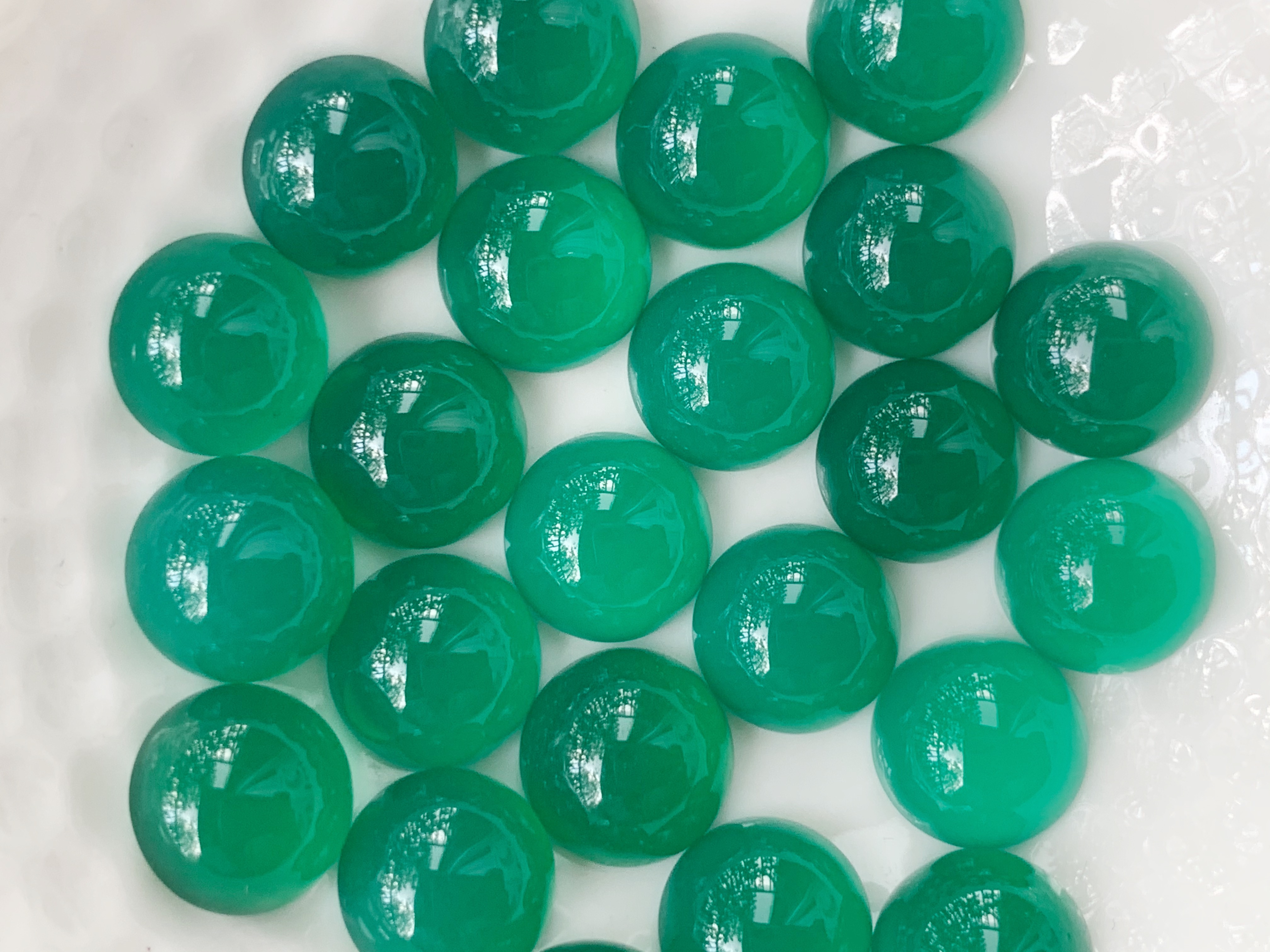 โมรากลมหลังเบี้ย 10 มม. 20 กะรัต