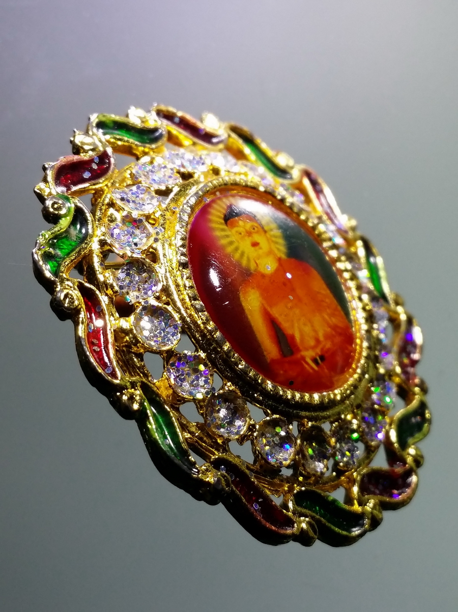 รหัสสินค้า เครื่องราง ล็อกเก็ต ภาพถ่าย 124 ล็อกเก็ตกะไหล่ทองฝังเพชรลงยาพระพุทธเมตตา พุทธคยา ประเทศอินเดีย พระรายการนี้ให้เช่าบูชาแล้ว