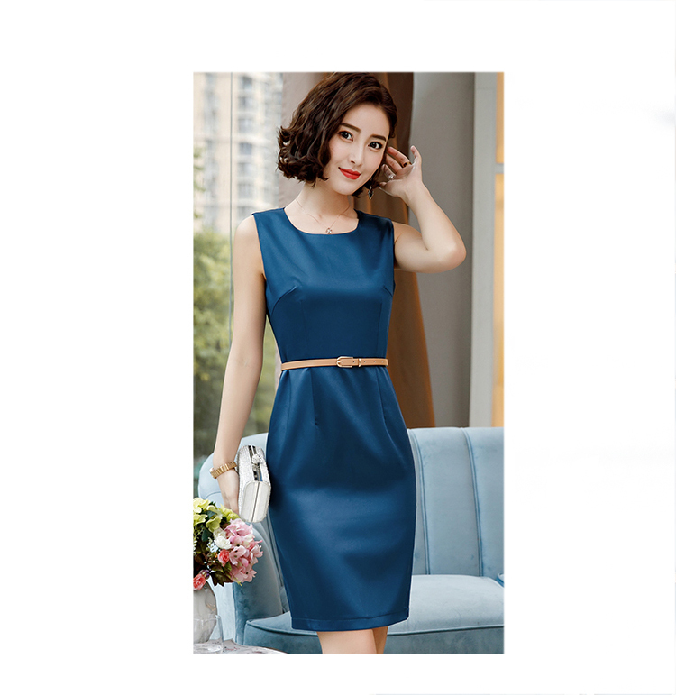 ชุดเดรสไม่มีแขน สไตล์เรียบหรู ดูแพง