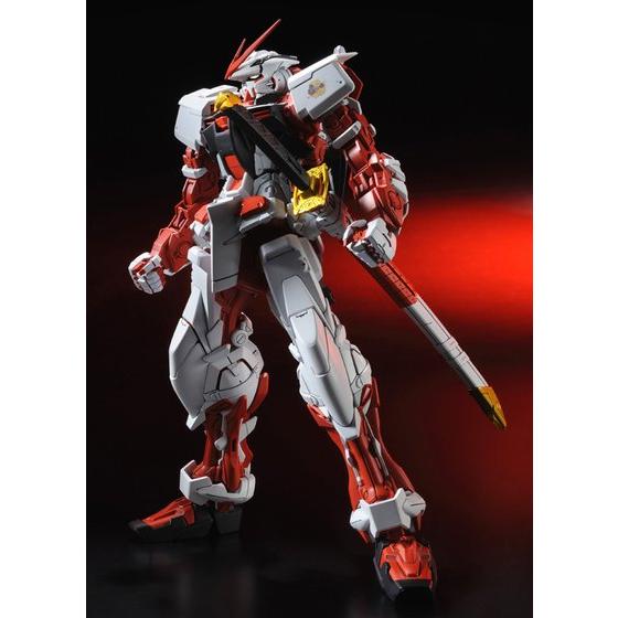 (Preorderปิดรับที่ 4 คิว )เปิดรับPreorder มัดจำ 1000 บาท P-bandai MG 1/100 GUNDAM ASTRAY RED FRAME