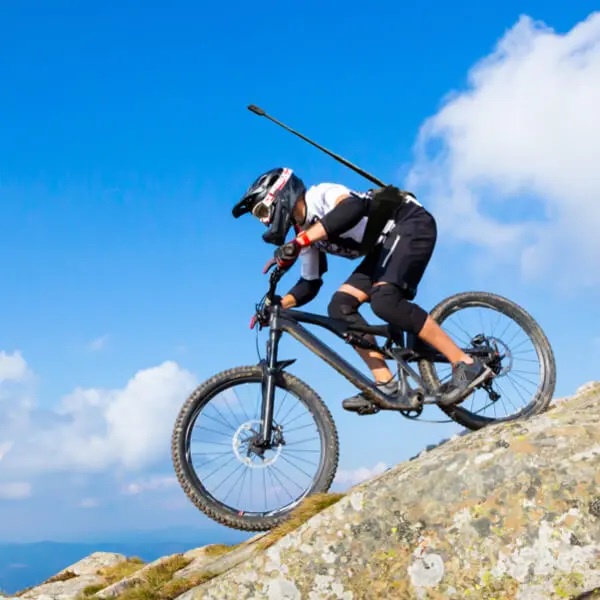 Insta360 The Back Bar For Jogging & Cycling Mountain & Biking & BMX and Motorcycling ของแท้