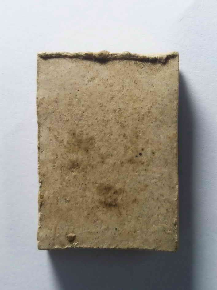 รหัสสินค้า พระไม่ทราบที่ 074 พระฤาษีเนื้อผง หลังเรียบ ไม่ทราบที่