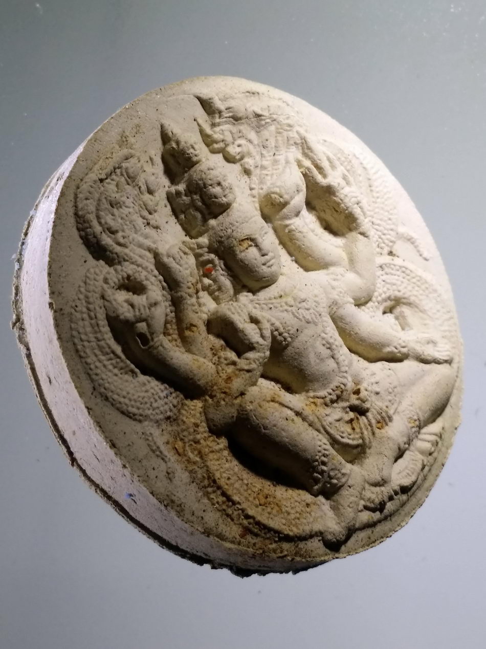 รหัสสินค้า จตุคามรามเทพ 902 จตุคามรามเทพ รุ่น เก้าหน้ามหาโชคมหาเศรษฐี วัดอ้ายเขียว เนื้อว่านขาว