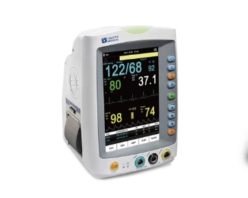 เครื่องวัดความดันโลหิตอัตโนมัติ พร้อมวัดปริมาณออกซิเจนในเลือด (Vital Signs Monitor) รุ่น PC-900 PLUS SN