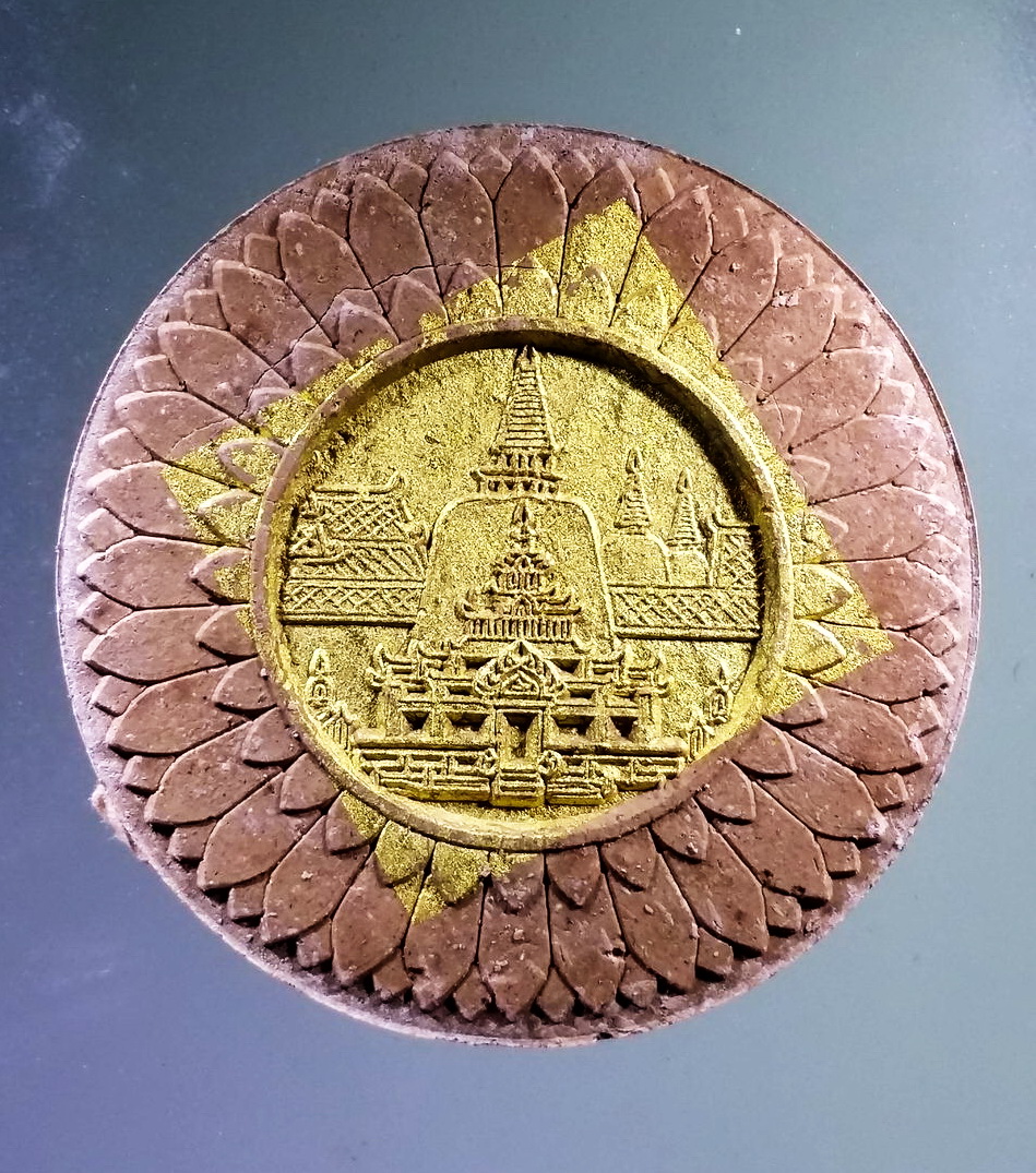 รหัสสินค้า จตุคามรามเทพ 206 พระเทวราชโพธิสัตว์จตุคามรามเทพ รุ่น ราชามหาเศรษฐี 50 เนื้อว่าน ผสมธนบัตร ปิดแผ่นทองคำเปลว กดนำฤกษ์ ปลุกเสกในฤกษ์