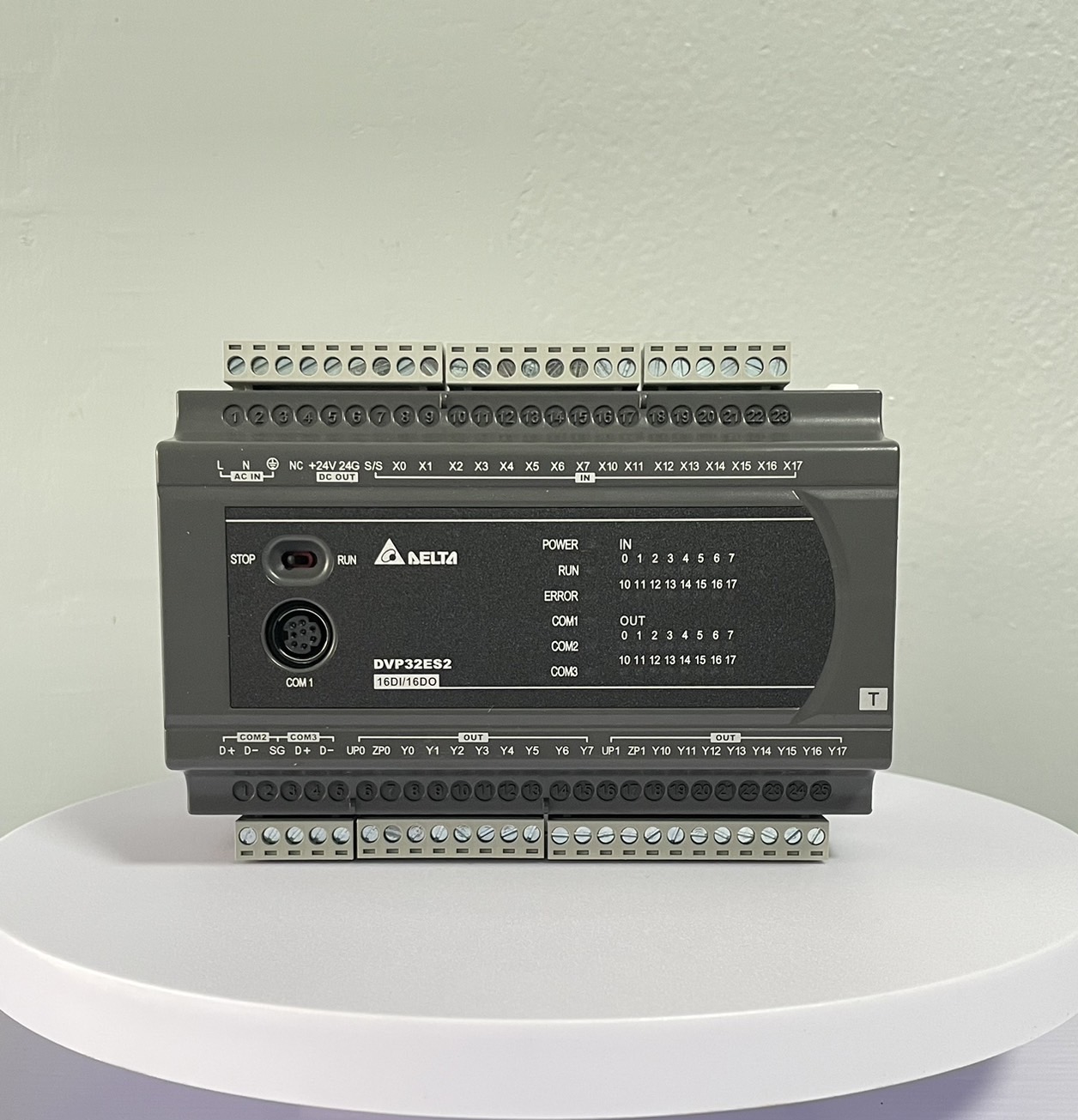 Delta PLC DVP32ES200T 16DI/16DO 220VAC Power in(Transistor)