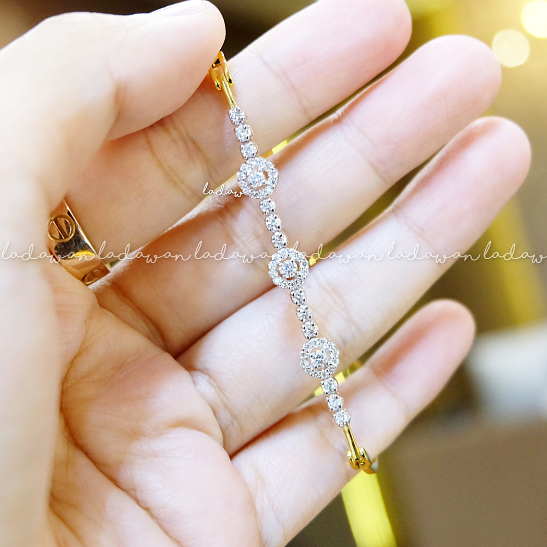สร้อยข้อมือเพชรกลม