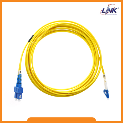 UFP962D31-05 Fiber Optic SC-LC Patch Cord 9/125 μm (OS2), Duplex Single-mode, (3.0 mm Jacket)/UPC-UPC, Lengths 5 m.