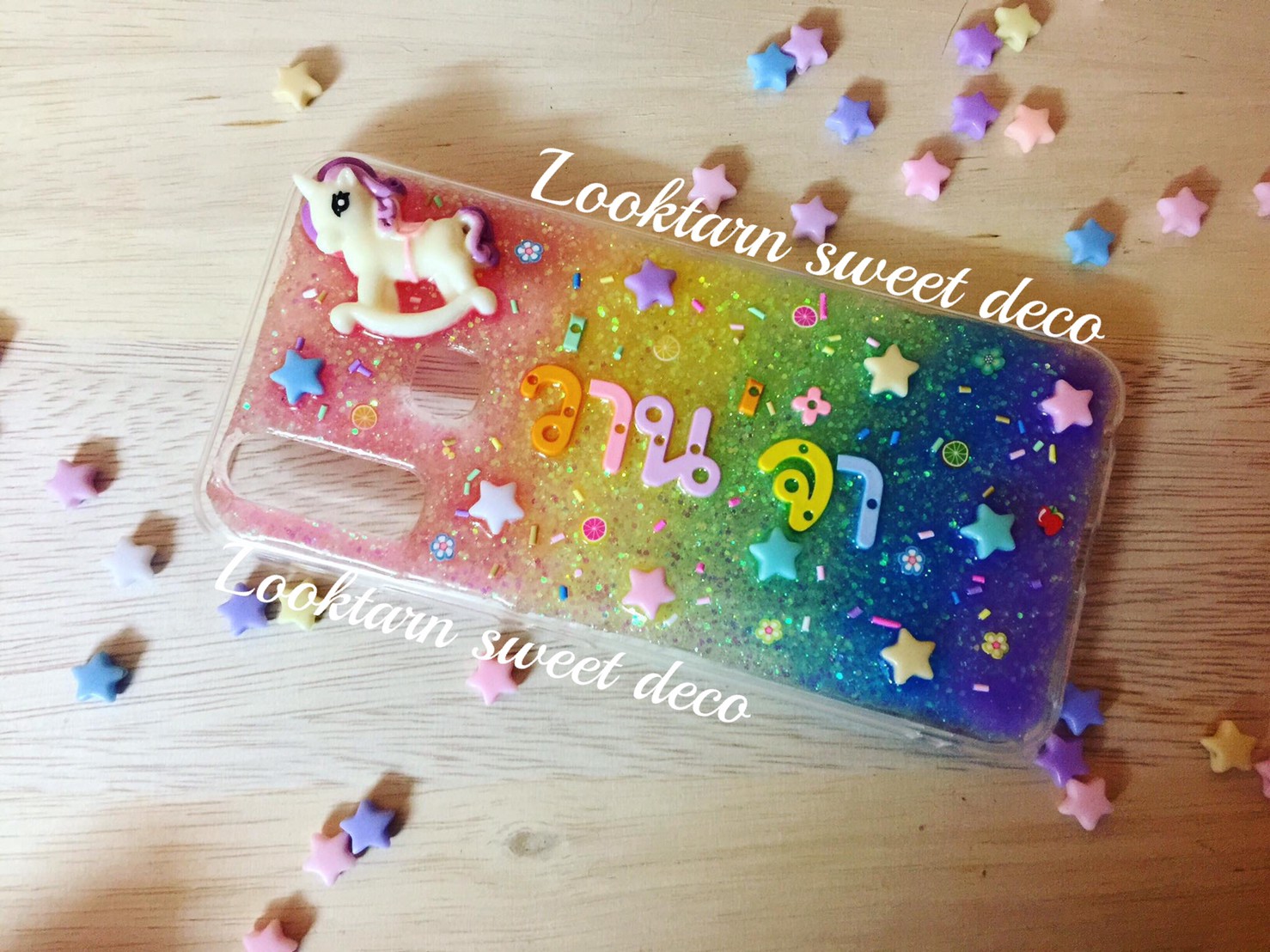 เคสกากเพชรสีรุ้ง อักษรคละสี