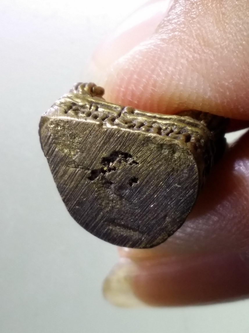 รหัสสินค้า พระกริ่ง พระหล่อ 290 รูปหล่อรุ่น 1 พ่อปู่หนาน ตำบลท่าหมื่นราม จังหวัดพิษณุโลก เนื้อทองเหลือง