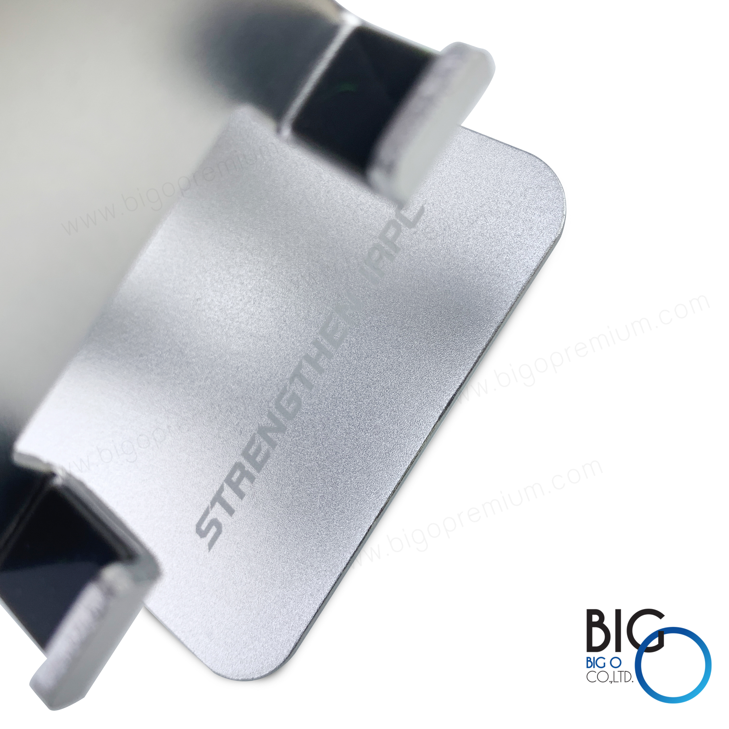 ขาตั้งอุปกรณ์ไอที แบบโลหะ IRPC