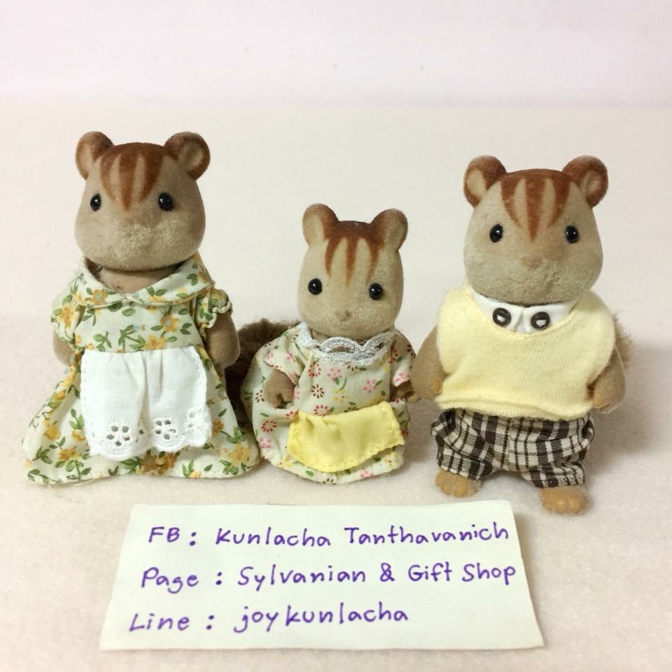ครอบครัวคุณกระรอกวอลนัท Walnut Squirrel Family : Sylvanian Families