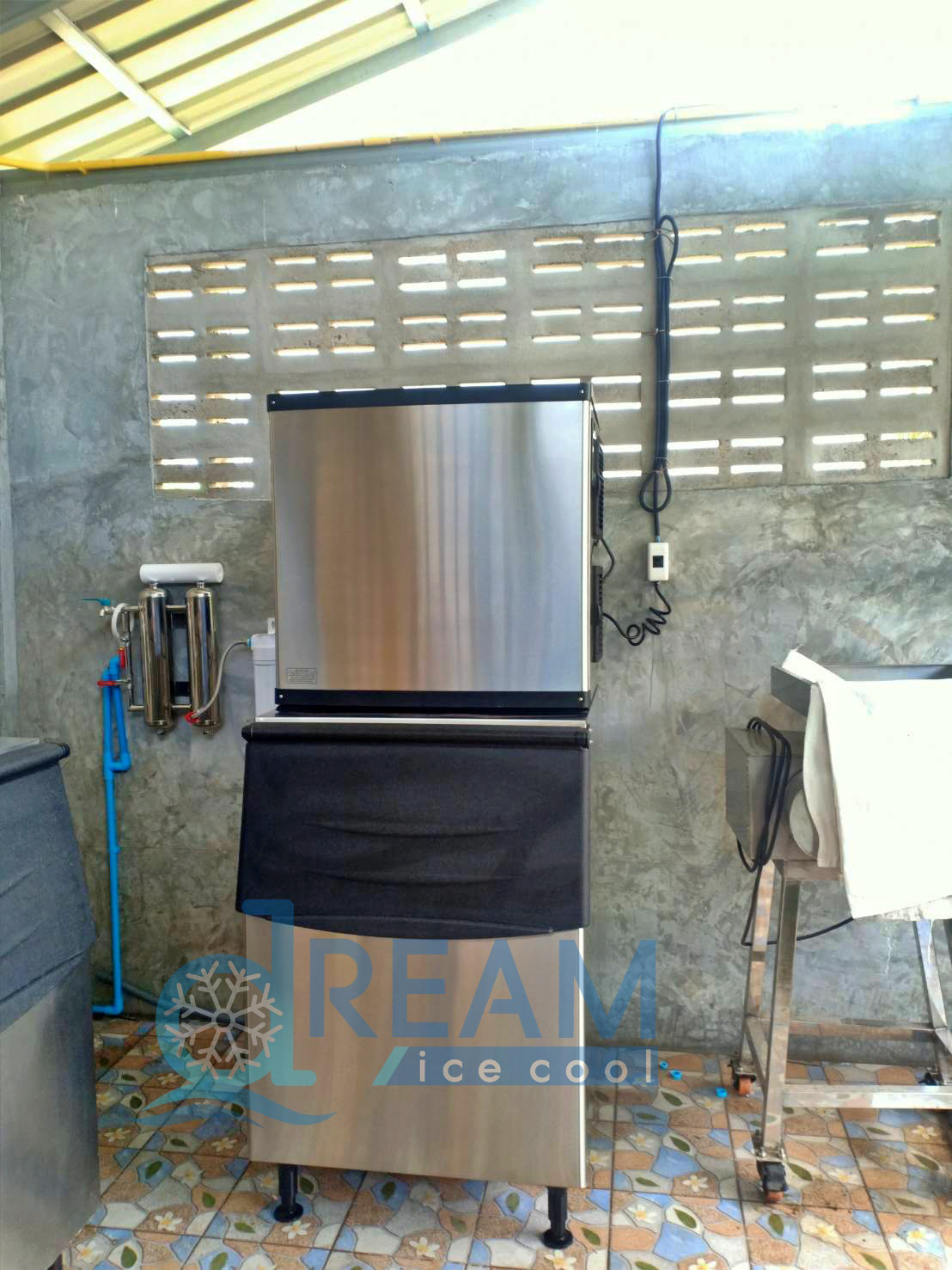 เครื่องทำน้ำเเข็ง อัตโนมัติ ขนาด 445–450 กิโลกรัม / วัน 24 ชั่วโมง