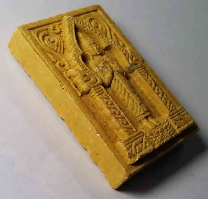 รหัสสินค้า ชลบุรี 012 พระประจำวันจันทร์เนื้อผง วัดพระประทานพร อำเภอศรีราชา จังหวัดชลบุรี พระรายการนี้ให้เช่าบูชาแล้ว