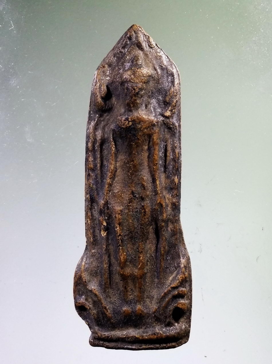 รหัสสินค้า พระกรุ 091 พระเนื้อดิน ปางเปิดโลก ลงรักดำ ไม่ทราบกรุ