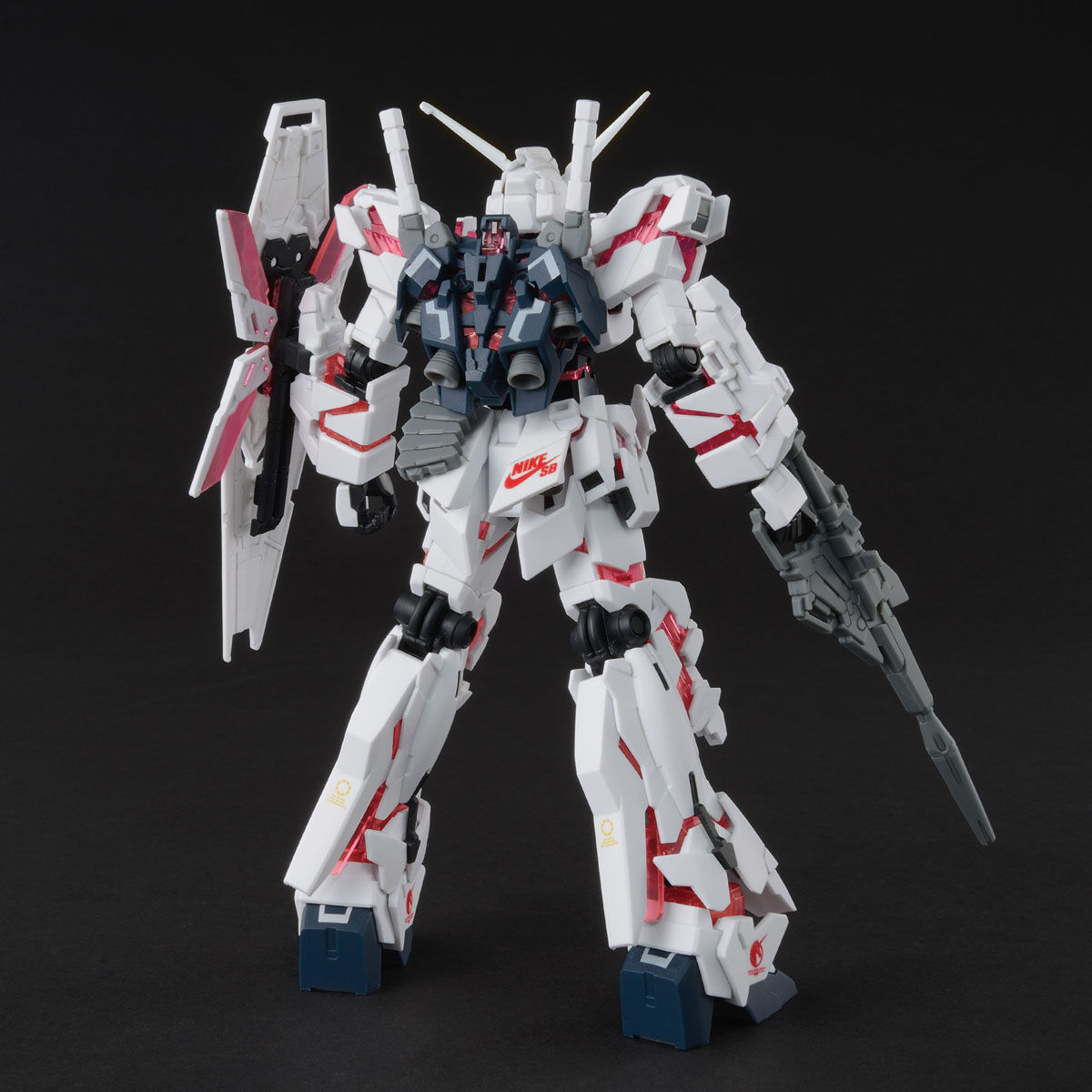 กันดั้ม Bandai Spirits Gunpla Premium Bandai Hobby Online Shop Limited HGUC 1/144 RX-0 Unicorn Gundam [Destroy Mode] Ver.NIKE SB