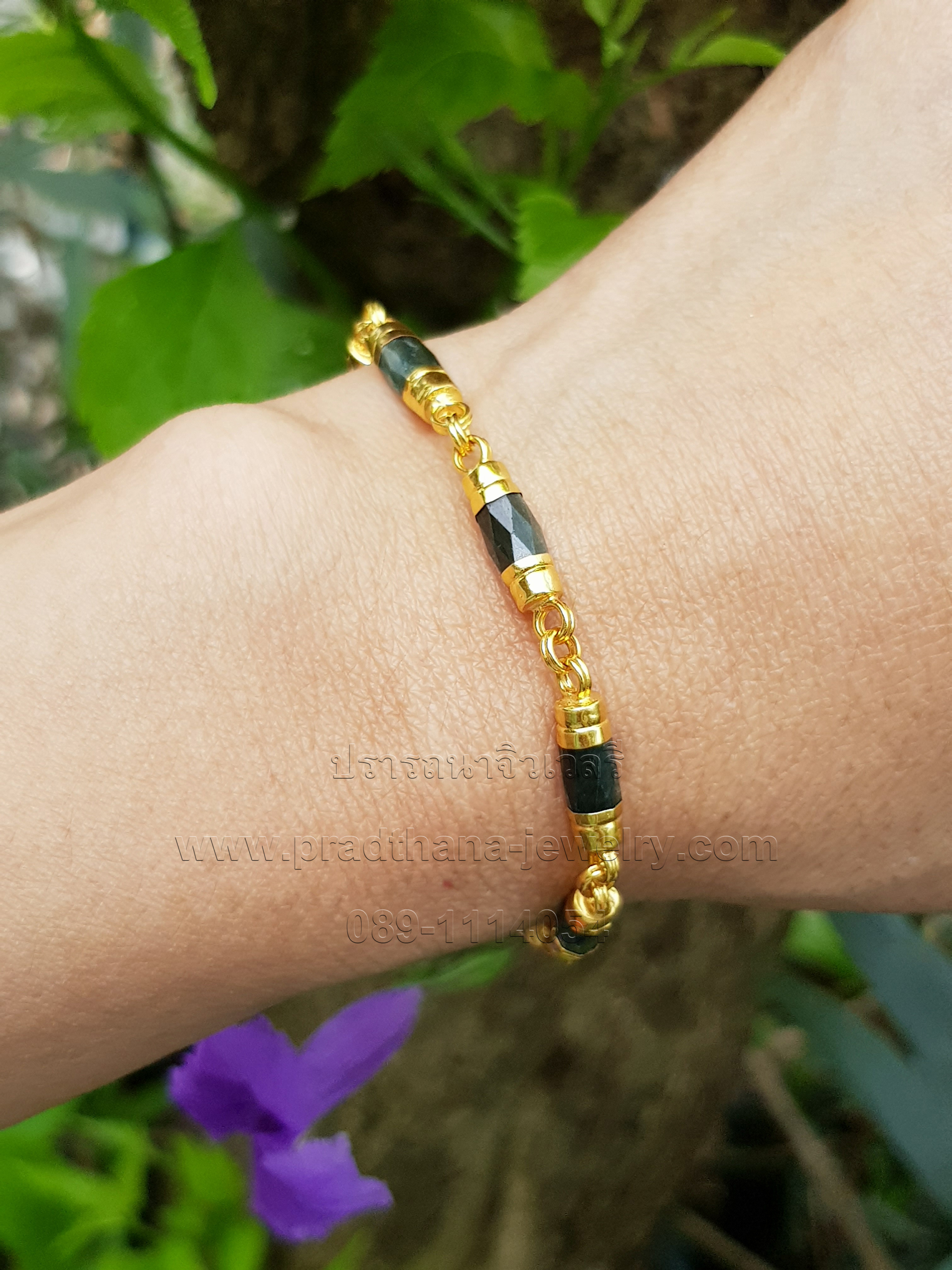 สร้อยข้อมือปล้องเขียวส่องจับทอง