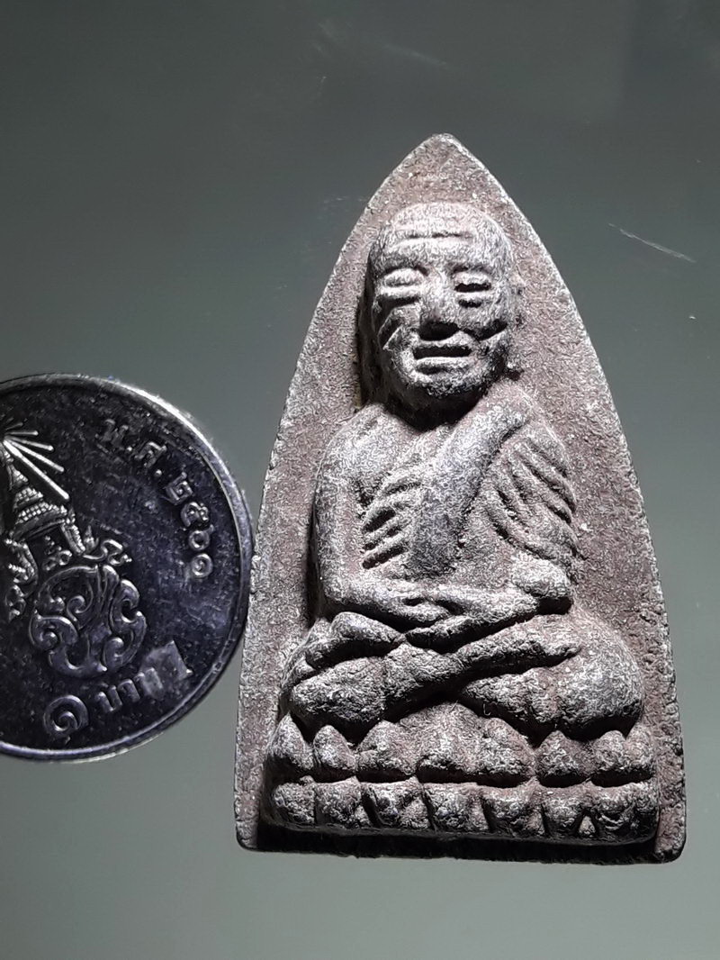 รหัสสินค้า พระเนื้อดิน ผง ว่าน 10489 หลวงพ่อทวด หลังพระธาตุ วัดพระมหาธาตุวรมหาวิหาร จ.นครศรีธรรมราช ไม่ทราบปี ไม่ทราบรุ่น