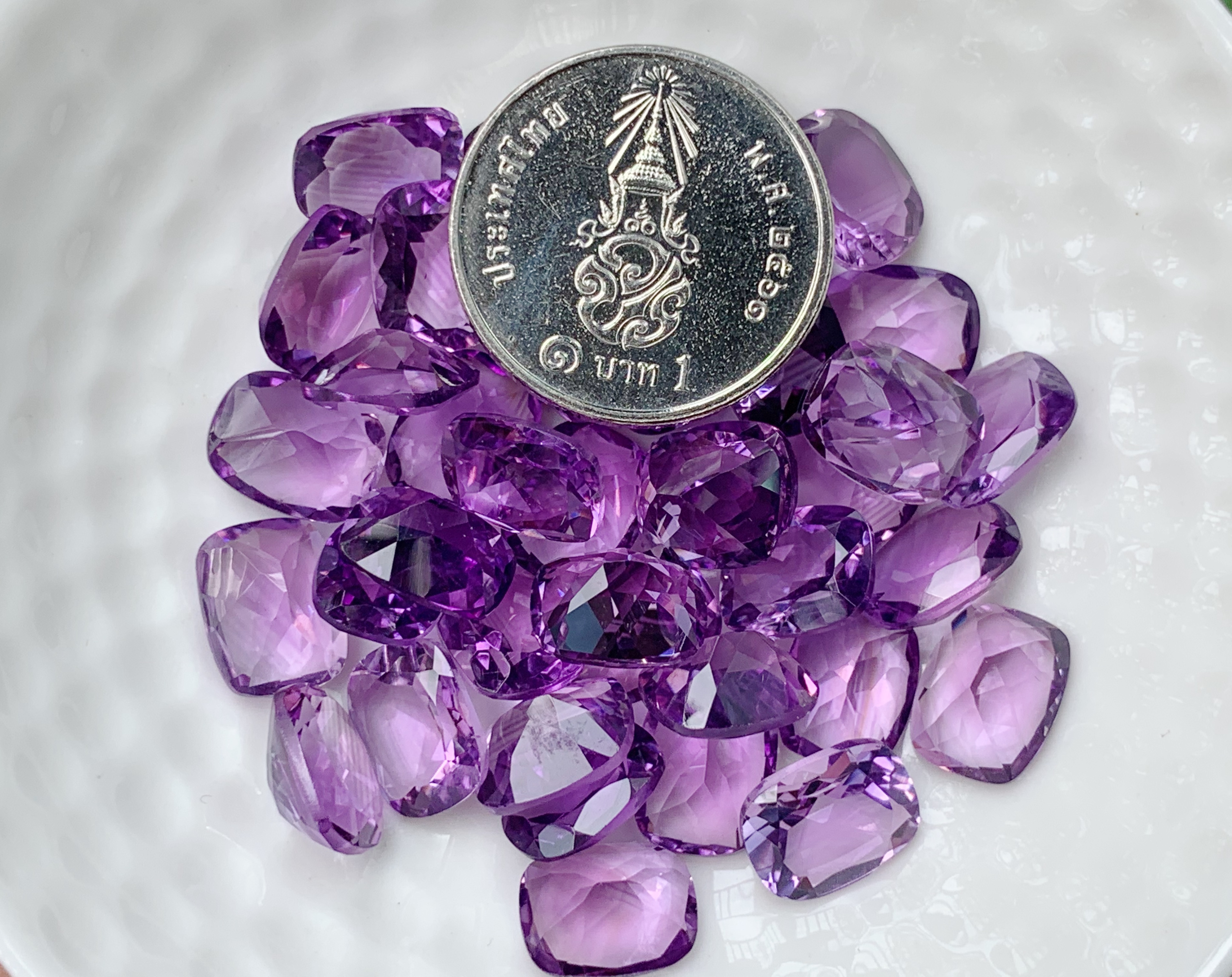 อเมทิสคูชั่น 9X7 มม. 3 เม็ด