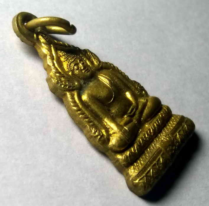 รหัสสินค้า เหรียญพระพุทธ 347 เหรียญหลวงพ่อเพชร ออกวัดคลองโนน อ.เมือง จ.พิจิตร สร้างปี 2550 ที่ระลึกในงานปิดทอง พระรายการนี้ให้เช่าบูชาแล้ว