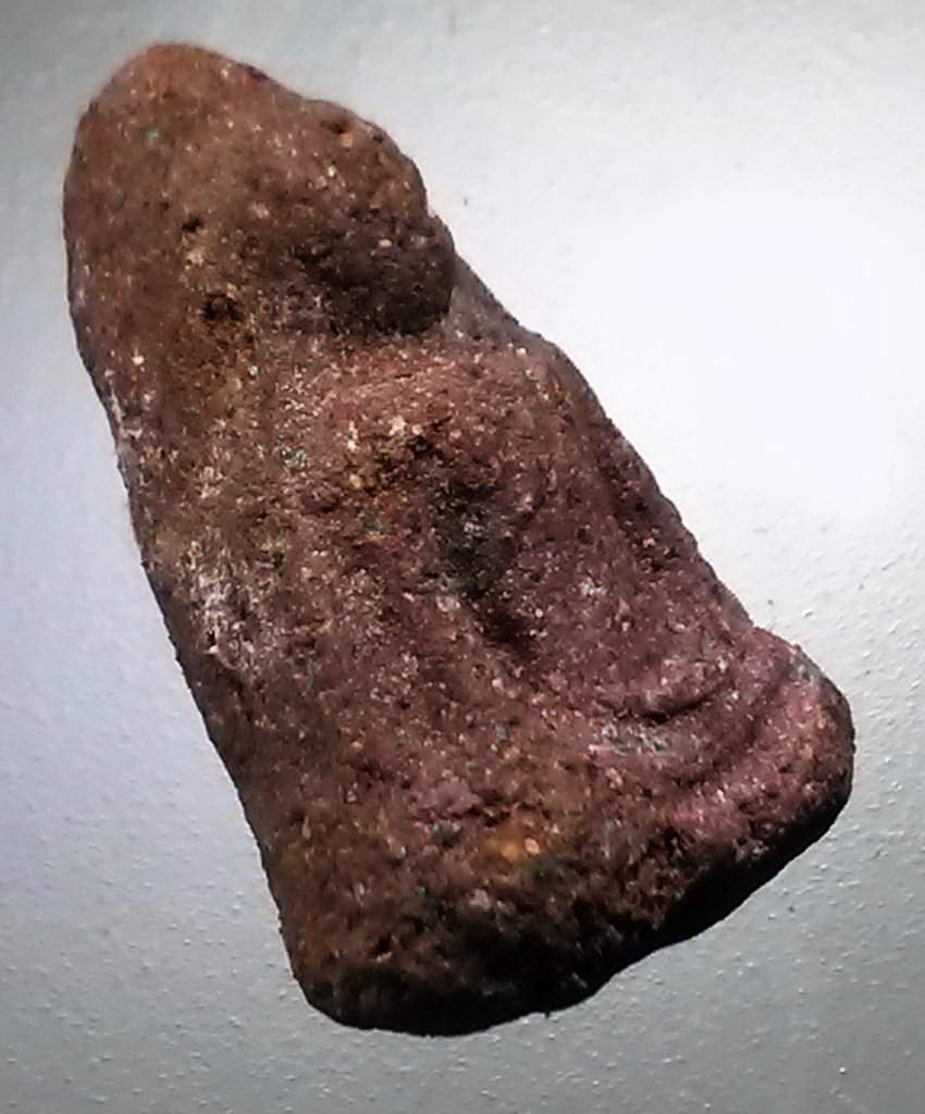 รหัสสินค้า พระไม่ทราบที่ 518 พระนางพญาเนื้อว่าน ไม่ทราบที่ ตามผิวมีจุดสีเขียวตามซอก องค์จริงสวยกว่าในรูป พระรายการนี้ให้เช่าบูชาแล้ว