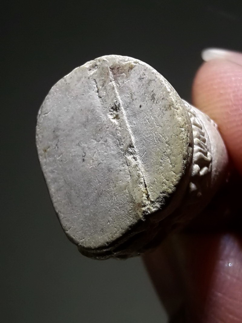 รหัสสินค้า พระเนื้อดิน ผง ว่าน 10469 พระกริ่งสุนทโร หลวงพ่อทองกลึง วัดเจดีย์หอย จ.ปทุมธานี