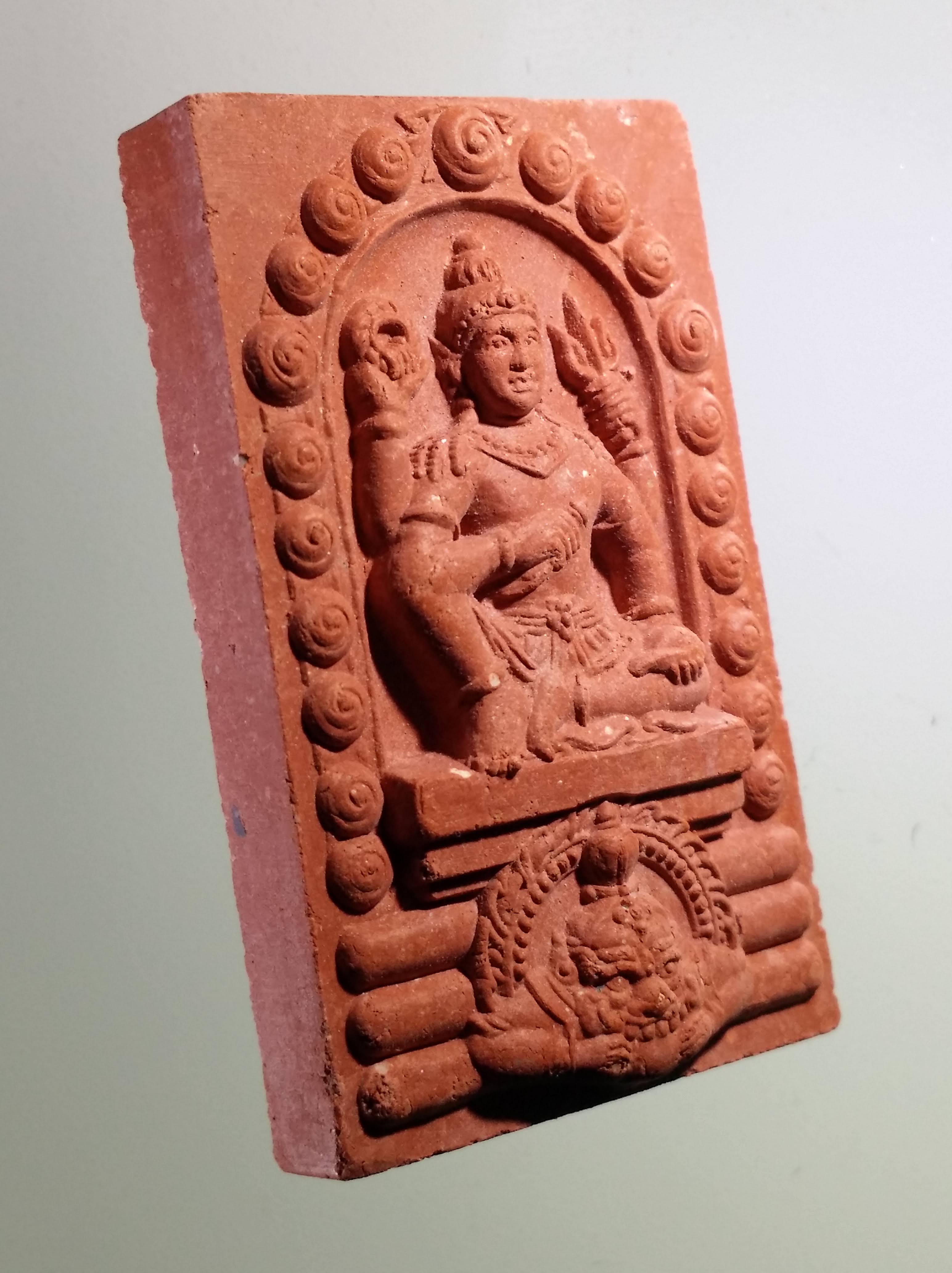 รหัสสินค้า จตุคามรามเทพ 489 พระเทวราชโพธิสัตว์จตุคามรามเทพ หลังพระแม่ธรณีบีบมวยผม รุ่น สิริมงคล ปี 49