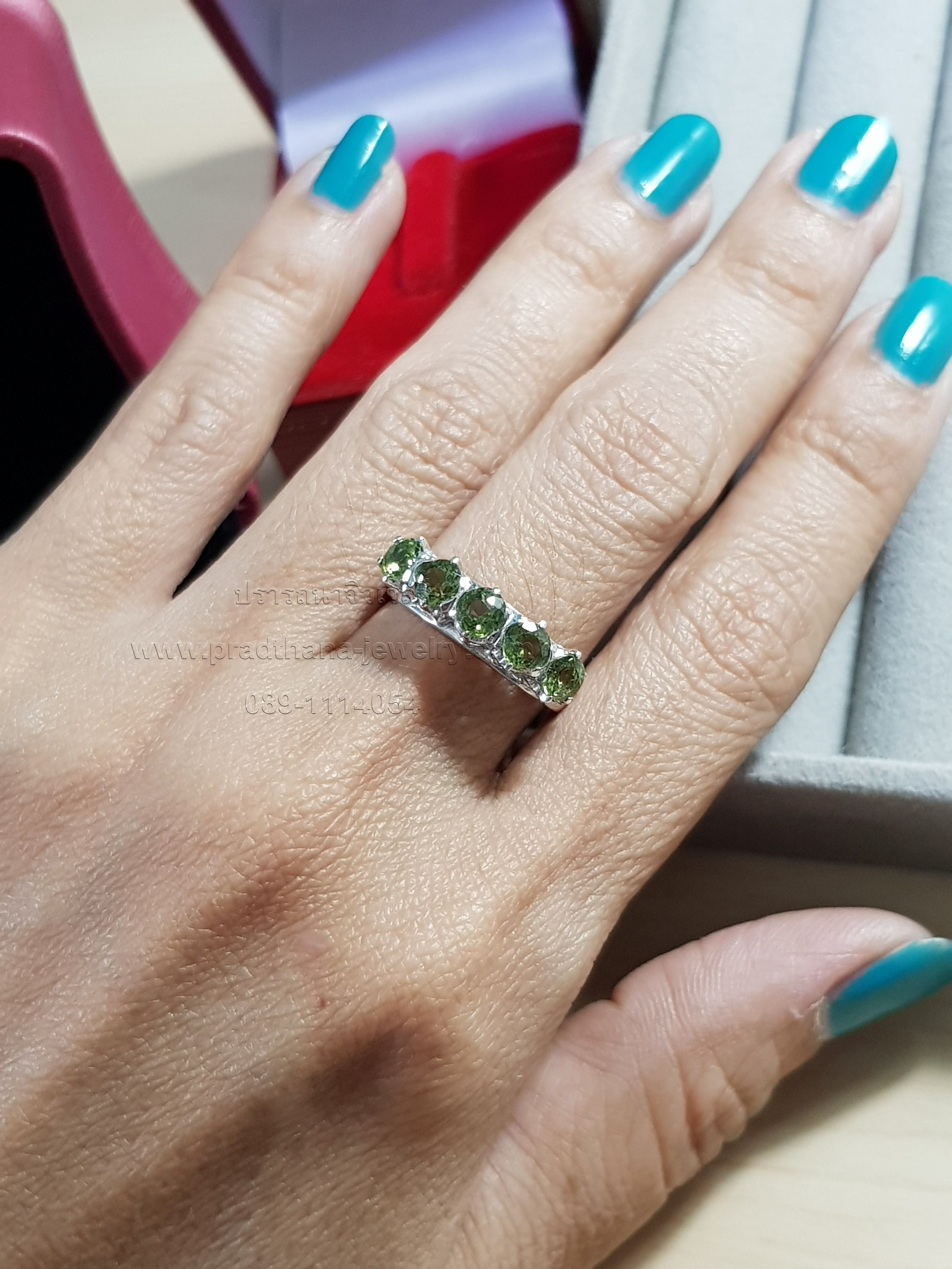 แหวนแถวเขียวส่อง **จองแล้ว**